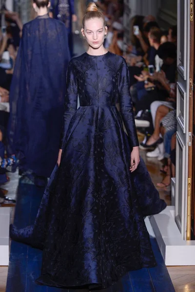 Look 46